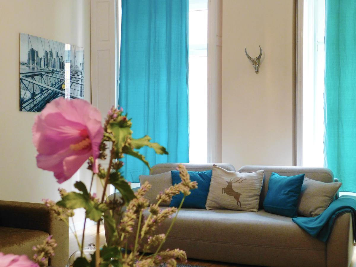 Wonder Deer Luxury Apartment At The Opera Self Check-In Budapest Eksteriør bilde