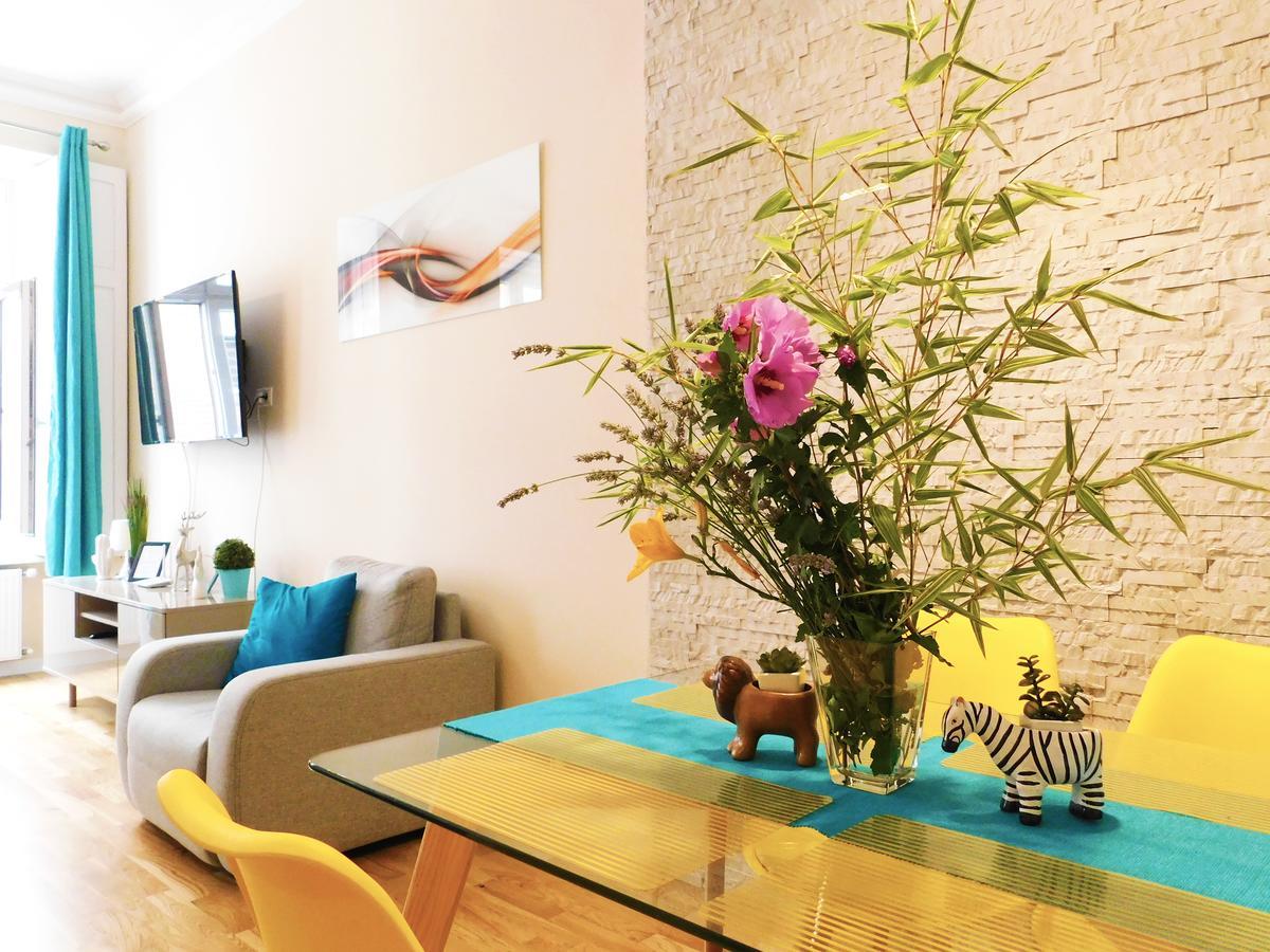 Wonder Deer Luxury Apartment At The Opera Self Check-In Budapest Eksteriør bilde