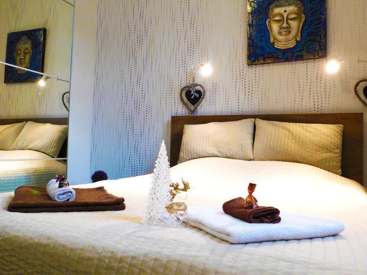 Wonder Deer Luxury Apartment At The Opera Self Check-In Budapest Eksteriør bilde